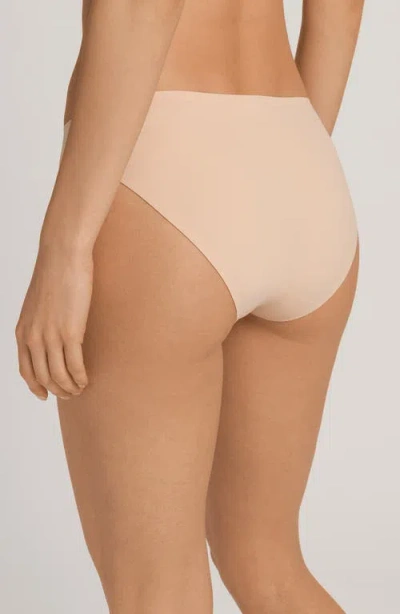 Hanro Invisible Touch High Cut Bikini In Brown