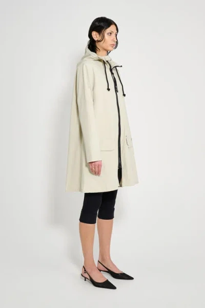 Stutterheim Mosebacke Patch Matte Raincoat In Neutral