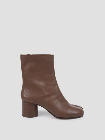 Maison Margiela Tabi Ankle Boots In Brown