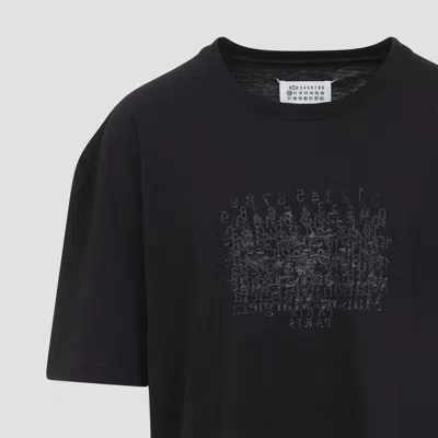 Maison Margiela Classic Black T-shirt With Round Neckline And Short Sleeves In Black