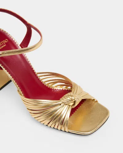 Valentino Garavani 90mm Vlogo Anne Metallic Leather Block-heel Sandals In Yellow