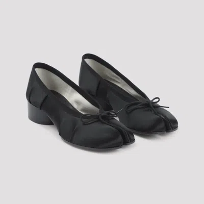 Maison Margiela Split-toe Design Black Lambskin Pumps With Calfskin Lining