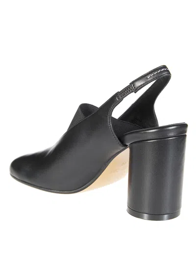 Mm6 Maison Margiela Sculpted Slingback Sandals With Tabi Split Toe And 8 Cm Heel In Black
