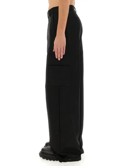 Off-white Cargo Pants For Men In Black
