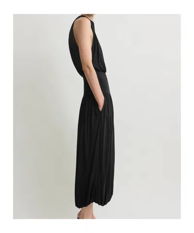 Totême Black Fluid Viscose Gathered Midi Dress In Burgundy