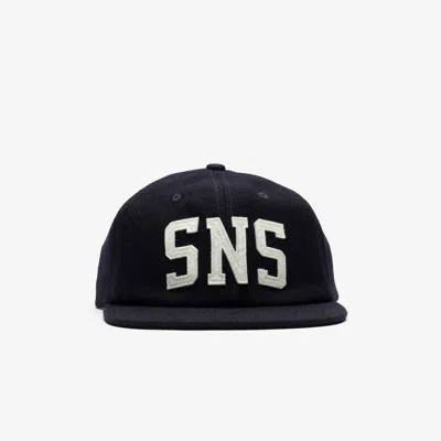 Sns Collegiate 6 Panel Cap In Black