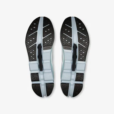 On X Ik Cloudflow 5 Ad Sneaker