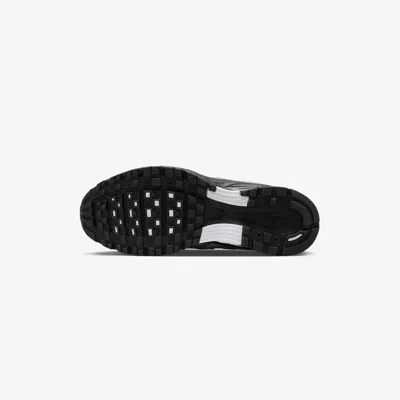 Nike P-6000 Se Sneaker In Multi