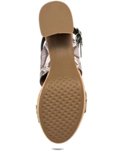 Aerosoles Camera Platform Sandal In Neutral