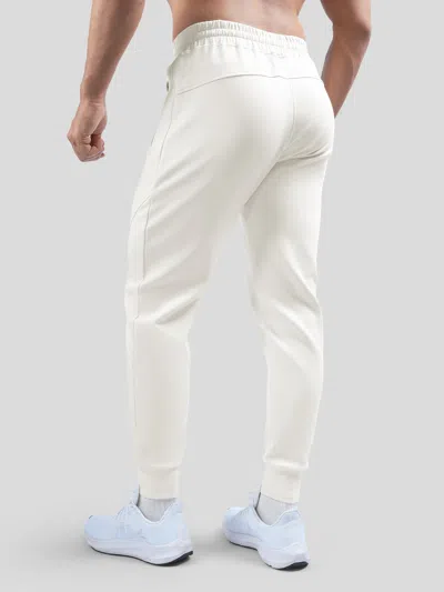 Fioboc Weekend Performance Jogger In White