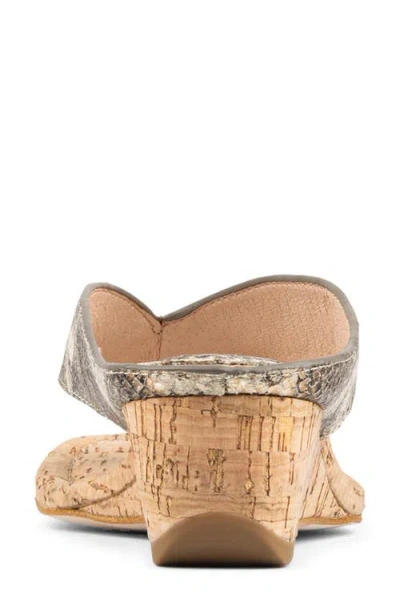 Donald Pliner Vylette Leather Sandal In Gold