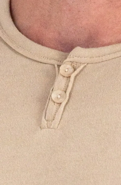 Devil-dog Dungarees Short Sleeve Henley In Neutral