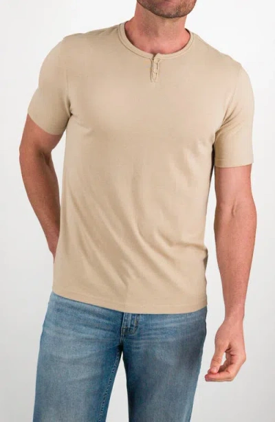 Devil-dog Dungarees Short Sleeve Henley In Neutral