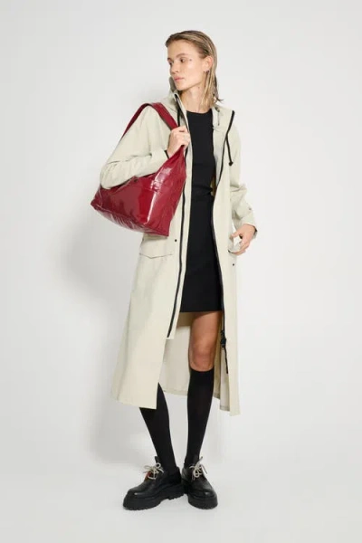 Stutterheim Mosebacke Long Patch Matte Raincoat In Neutral