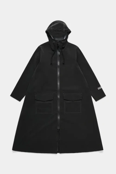 Stutterheim Mosebacke Long Patch Matte Raincoat In Black