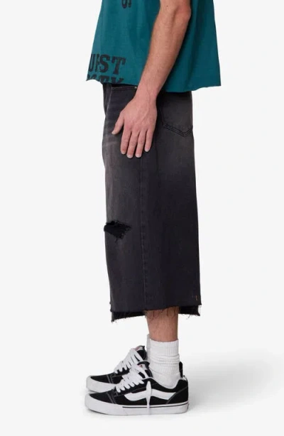 Mnml Distressed Panel Denim Shorts In Black