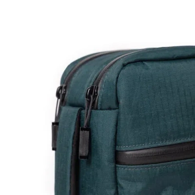 Topo Designs Global Pro Tech Case In Green