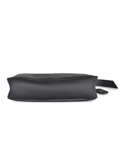 Max Mara Skippers Textured-leather Shoulder Bag In Black