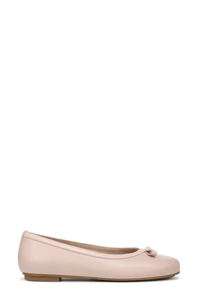 Vionic Sidney Ballet Flat In Neutral