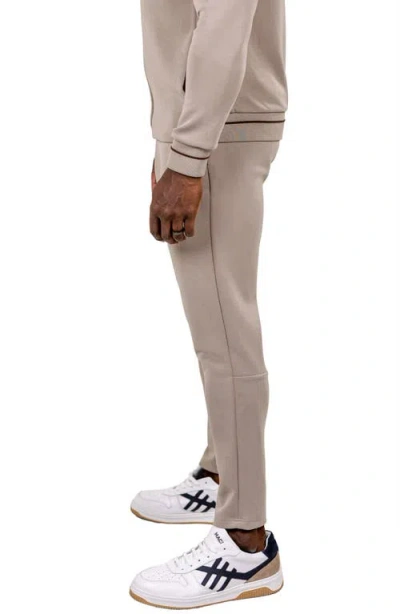 Maceoo Marthy Joggers In Neutral