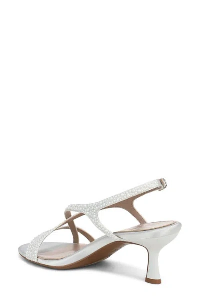 Naturalizer Wide Width Truly Sandal In White