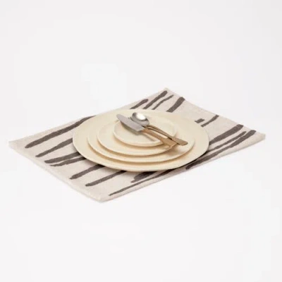 Dumae Thirteen Placemats In Neutral