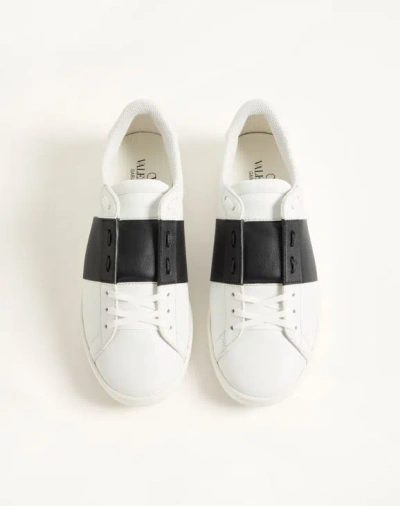 Valentino Blue Calf Leather Bos Taurus Low Top Sneakers In Black