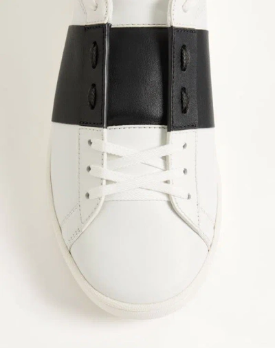 Valentino Blue Calf Leather Bos Taurus Low Top Sneakers In Black