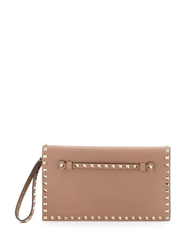 VALENTINO GARAVANI ROCKSTUD FLAP WRISTLET CLUTCH BAG, ALPACA 