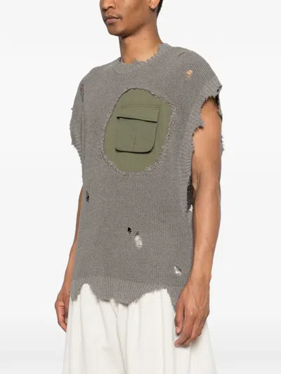Khoki Distressed Pocket T-shirt In Gray