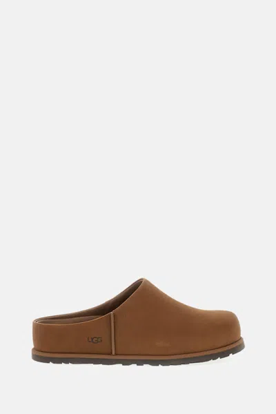 Ugg Otzo Clogs In Brown