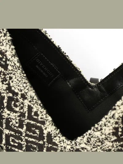 Givenchy Small Cut Out Bag In Black