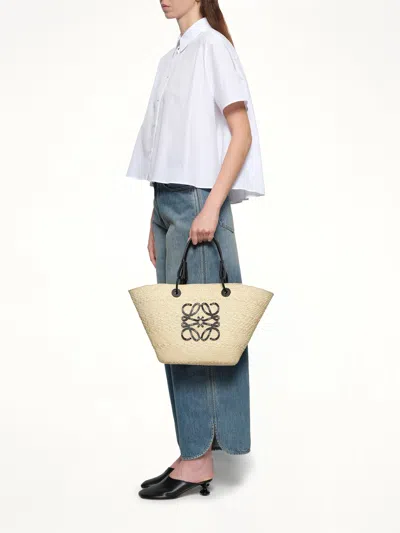 Loewe Anagram Basket Medium In Black