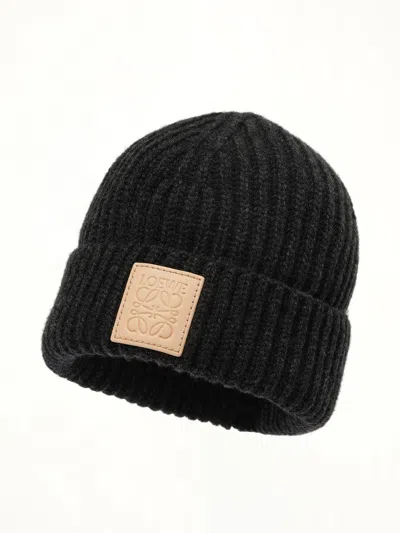 Loewe Anagram Ribbed-knit Cashmere Beanie In Black