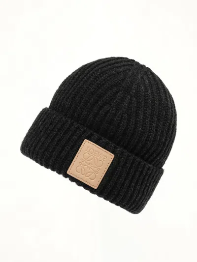 Loewe Anagram Ribbed-knit Cashmere Beanie In Black