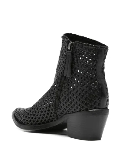 Zolfo Leather Ankle Boots In Black