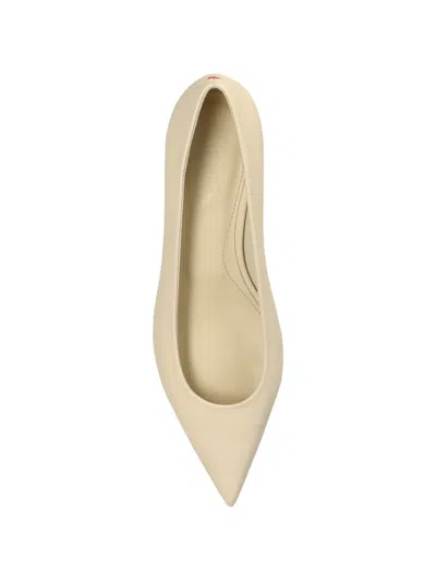 Aeyde Cari Leather Pumps In Neutral