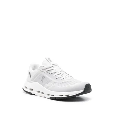 On Cloudnova Form 2 Tt Sneakers In White