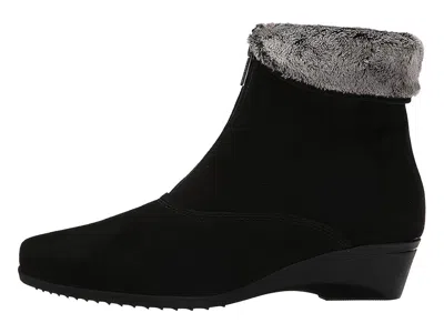 La Canadienne Evitta In Black