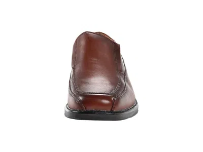 Dockers Proposal In Brown