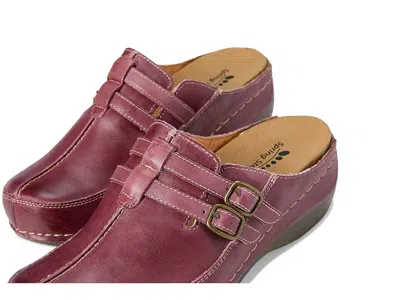 Spring Step Happy In Burgundy