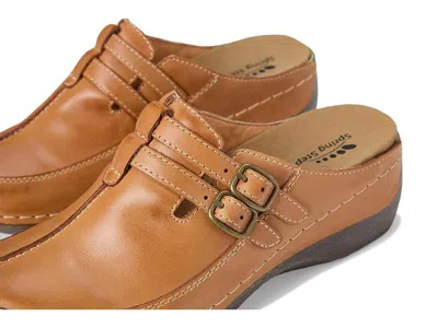 Spring Step Happy In Brown