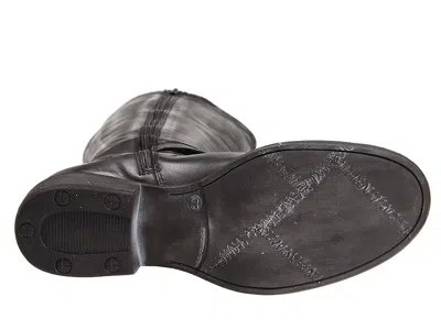 Eric Michael Montana In Black