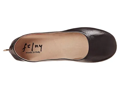 French Sole Sloop In Black