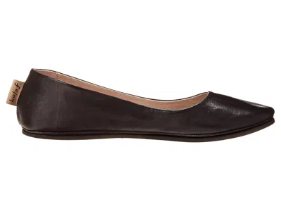 French Sole Sloop In Black