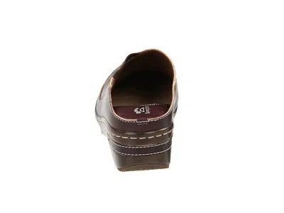 L'artiste By Spring Step Chino In Brown