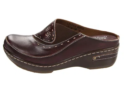 L'artiste By Spring Step Chino In Brown