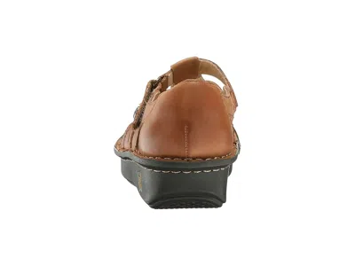 Alegria Pesca In Brown