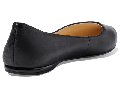 Nine West Speakup Flat In Blue