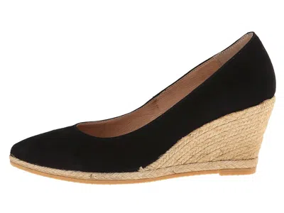 Eric Michael Teva In Black